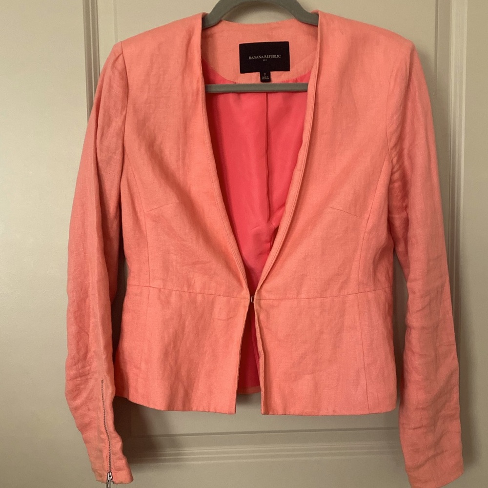 Banana Republic Women’s Blazer Size 2